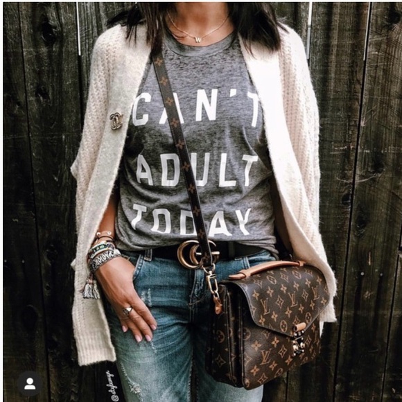 Louis Vuitton Handbags - Authentic Métis Pochette 🎉host pick💕